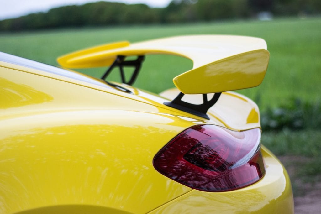pe-vierenzestig-cayman-gt4-300dpi-8627